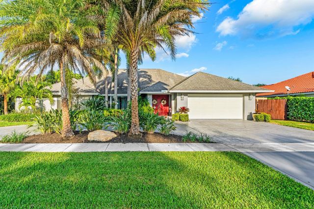 2063 Amesbury Circle, Wellington, FL 33414