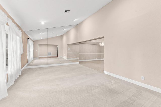 2063 Amesbury Circle, Wellington, FL 33414