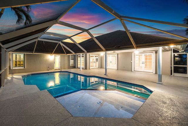 2063 Amesbury Circle, Wellington, FL 33414