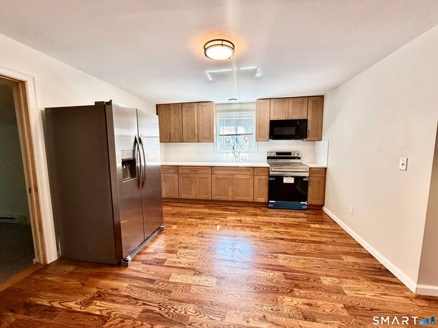 162 East Main Street, Bristol, CT 06010