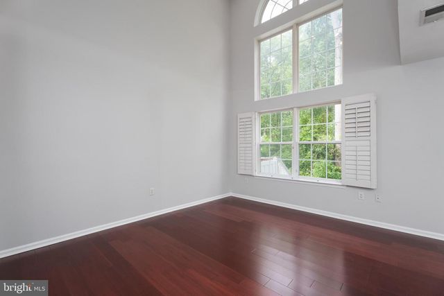 182 FOUNTAYNE LN, Trenton, NJ 08648