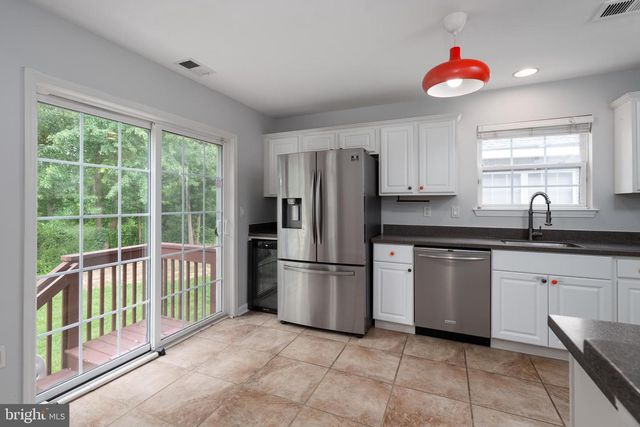 182 FOUNTAYNE LN, Trenton, NJ 08648