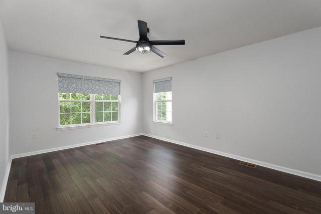 182 FOUNTAYNE LN, Trenton, NJ 08648