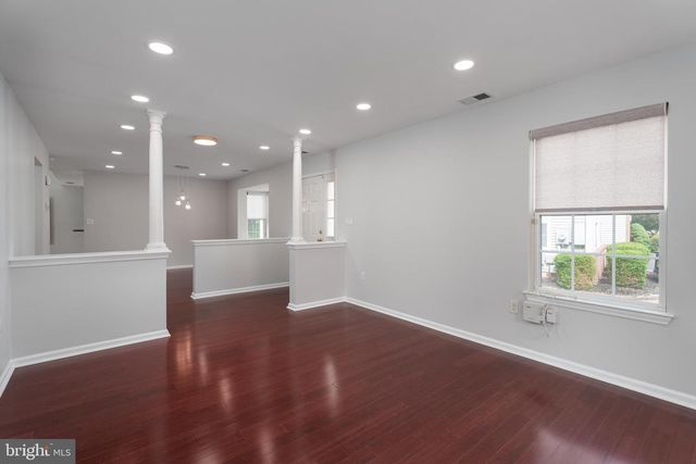 182 FOUNTAYNE LN, Trenton, NJ 08648