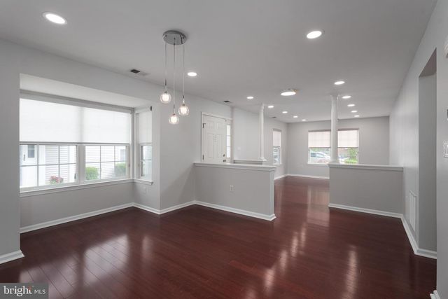 182 FOUNTAYNE LN, Trenton, NJ 08648