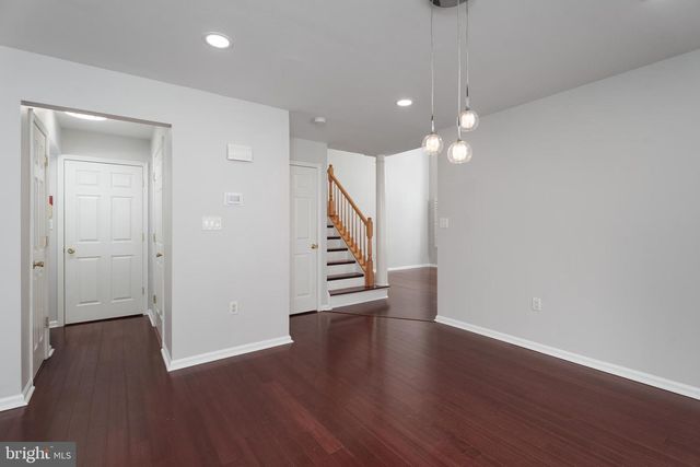 182 FOUNTAYNE LN, Trenton, NJ 08648