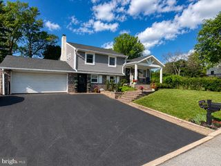 38 URSINUS AVE, Trappe, PA 19426