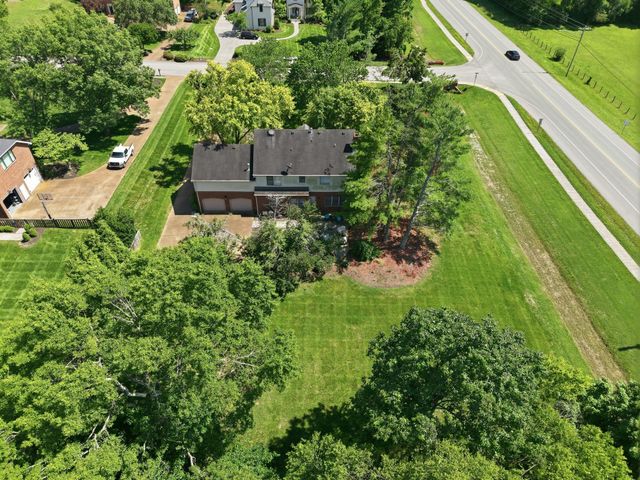 6418 Waterford Dr, Brentwood, TN 37027
