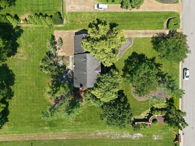 6418 Waterford Dr, Brentwood, TN 37027