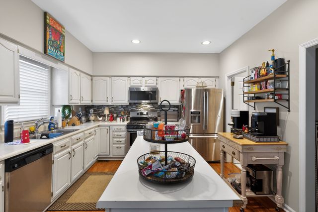 6418 Waterford Dr, Brentwood, TN 37027