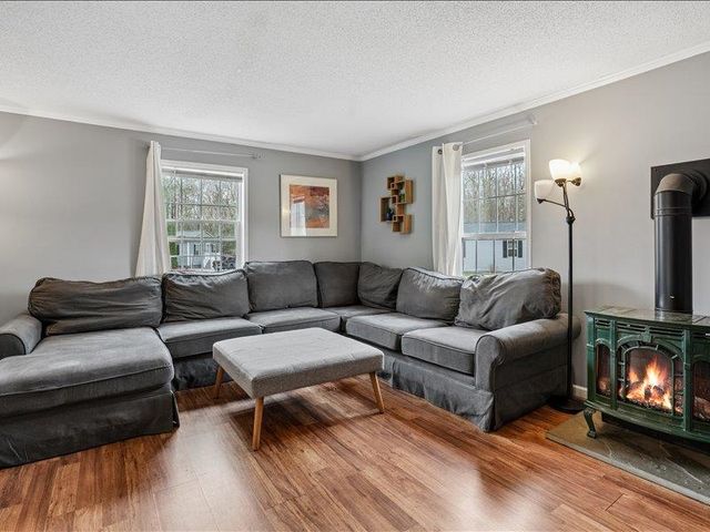 13 Sparrow Drive, Barrington, NH 03825