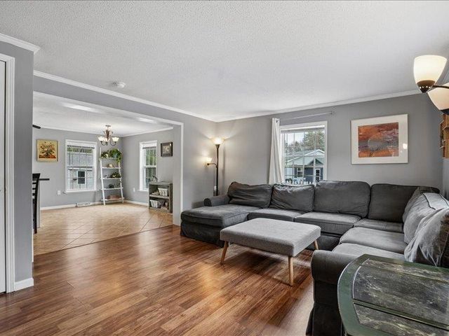 13 Sparrow Drive, Barrington, NH 03825