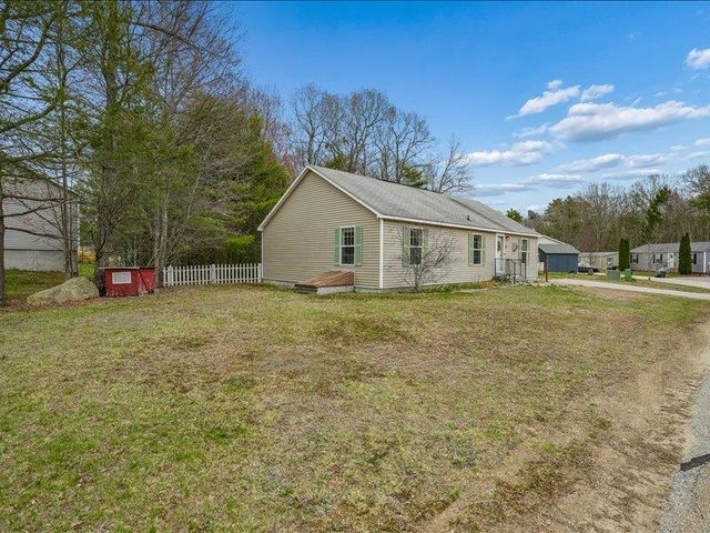 13 Sparrow Drive, Barrington, NH 03825