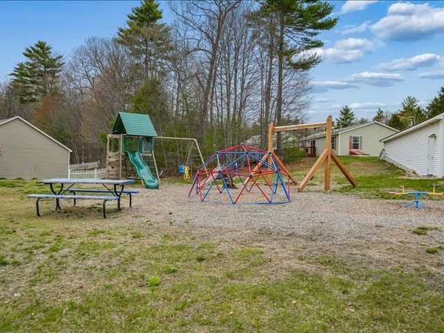 13 Sparrow Drive, Barrington, NH 03825