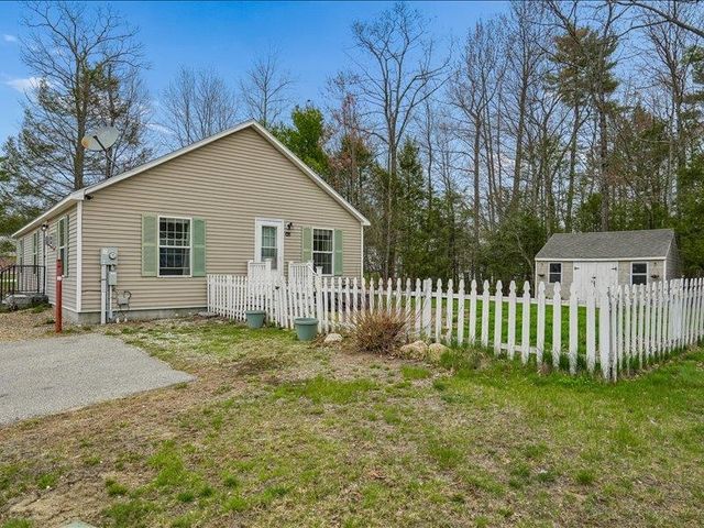 13 Sparrow Drive, Barrington, NH 03825