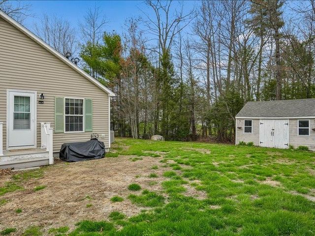13 Sparrow Drive, Barrington, NH 03825