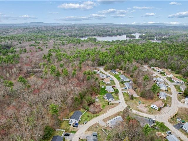 13 Sparrow Drive, Barrington, NH 03825