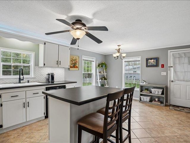 13 Sparrow Drive, Barrington, NH 03825