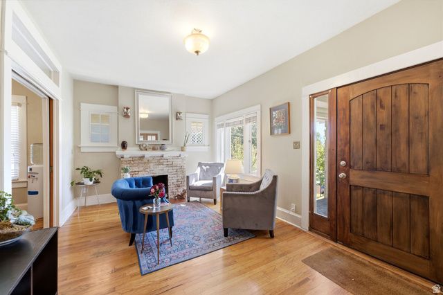 383 E 10TH AVE, Salt Lake City, UT 84103