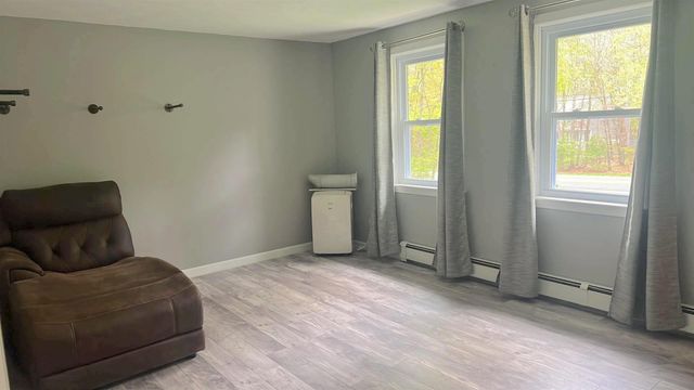 25 Hickory Road, Hampstead, NH 03841