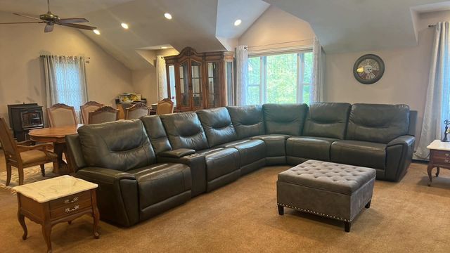 25 Hickory Road, Hampstead, NH 03841