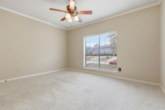 208 Summerfield Dr., Bryant, AR 72022