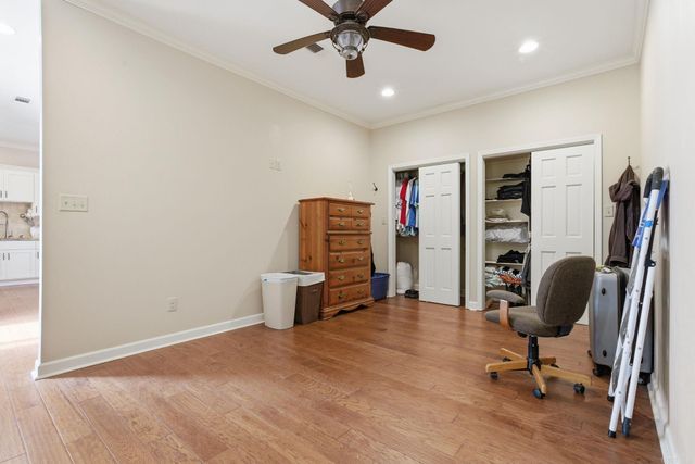 208 Summerfield Dr., Bryant, AR 72022