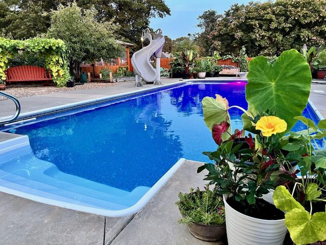 208 Summerfield Dr., Bryant, AR 72022