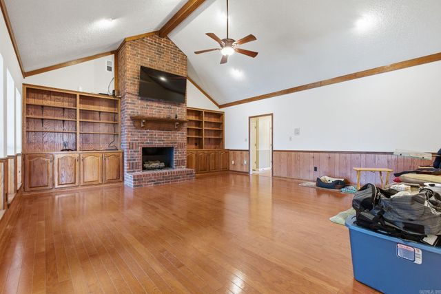 208 Summerfield Dr., Bryant, AR 72022