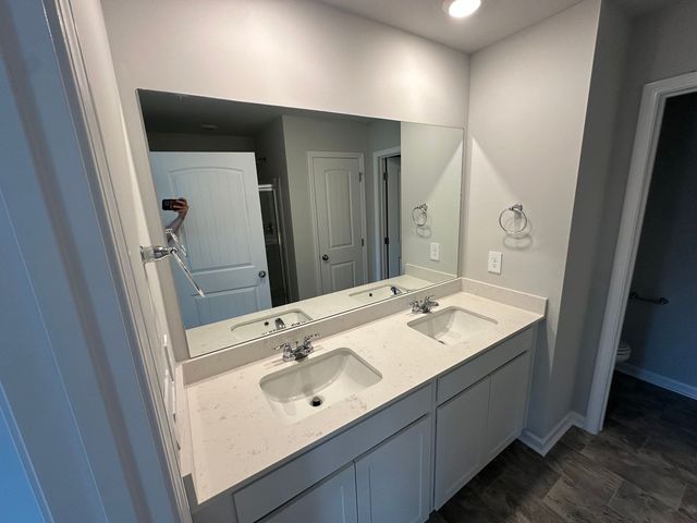 812 Quinn Dr, Lebanon, TN 37087