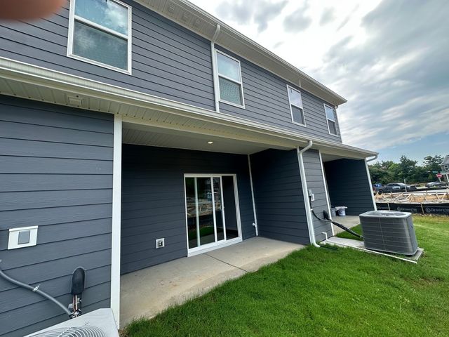 812 Quinn Dr, Lebanon, TN 37087