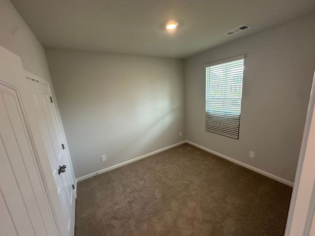 812 Quinn Dr, Lebanon, TN 37087