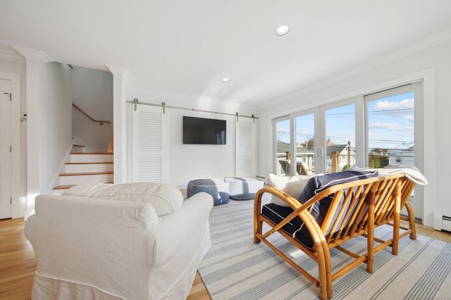 656 Fairfield Beach Road, Fairfield, CT 06824