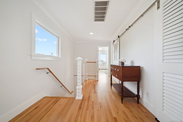 656 Fairfield Beach Road, Fairfield, CT 06824