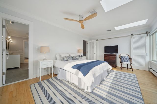 656 Fairfield Beach Road, Fairfield, CT 06824