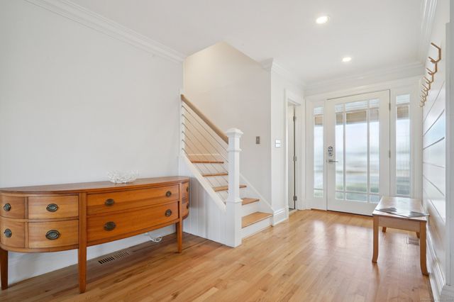 656 Fairfield Beach Road, Fairfield, CT 06824