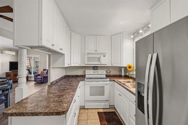 7788 W Royal Road, Canadian Lakes, MI 49346