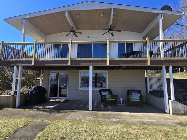 7788 W Royal Road, Canadian Lakes, MI 49346