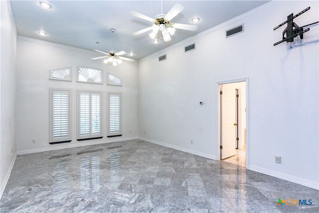 2110 Lakeview Loop, Killeen, TX 76543