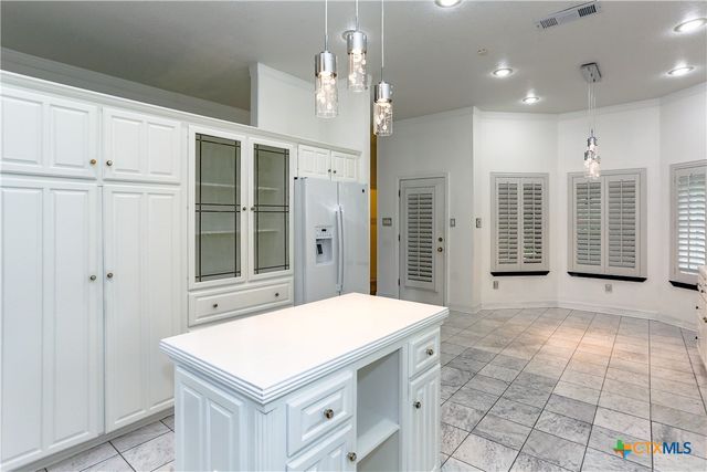 2110 Lakeview Loop, Killeen, TX 76543