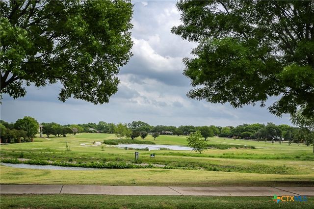 2110 Lakeview Loop, Killeen, TX 76543