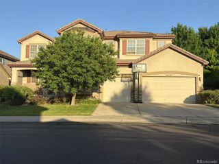 6035 S Paris Street, Englewood, CO 80111