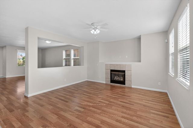 8788 Tiogawoods Dr, Sacramento, CA 95828