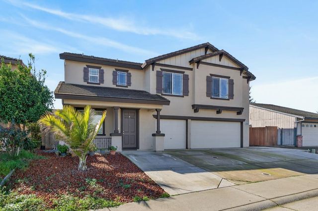 8788 Tiogawoods Dr, Sacramento, CA 95828