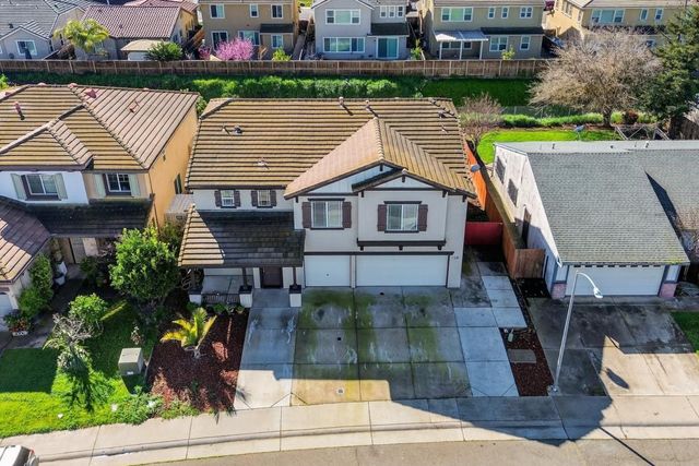 8788 Tiogawoods Dr, Sacramento, CA 95828