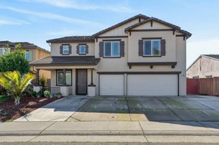 8788 Tiogawoods Dr, Sacramento, CA 95828