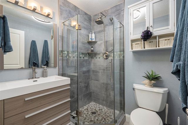 5134 SALMON DRIVE SE A, St Petersburg, FL 33705