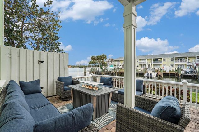 5134 SALMON DRIVE SE A, St Petersburg, FL 33705