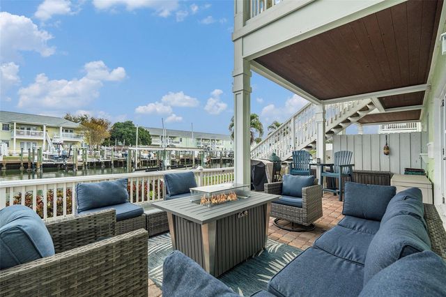 5134 SALMON DRIVE SE A, St Petersburg, FL 33705