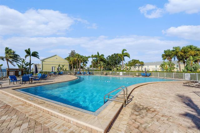 5134 SALMON DRIVE SE A, St Petersburg, FL 33705